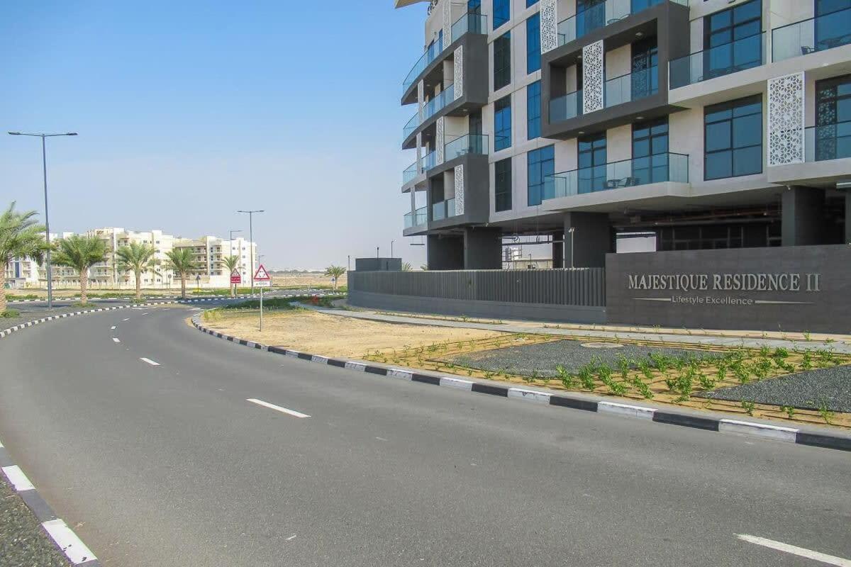 Frank Porter - Majestique 2 * Dubai